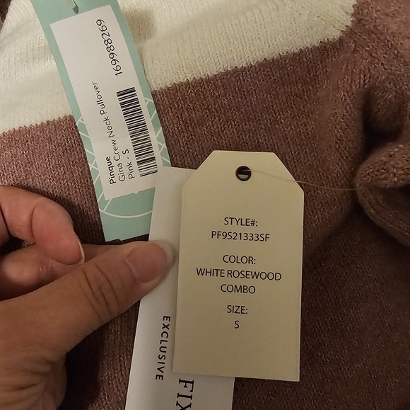 Stitch Fix Pinque top - Picture 2 of 2